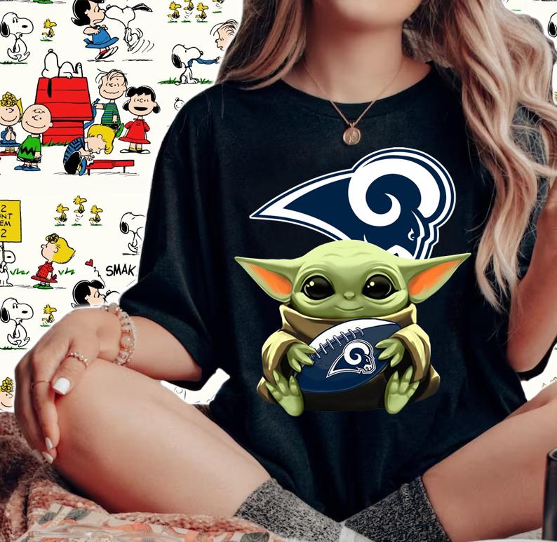 Star Wars Baby Yoda Hug Los Angeles Rams t-shirt woman shirt