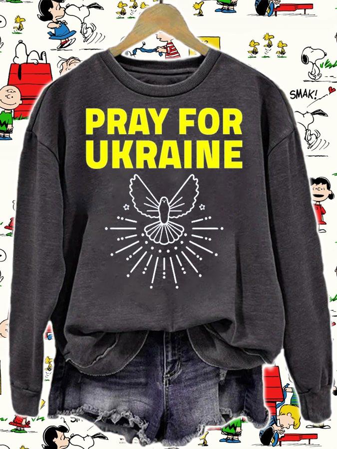 Support Ukraine Dove Pray For Ukraine Love Ukraine T-Shirt t-shirt