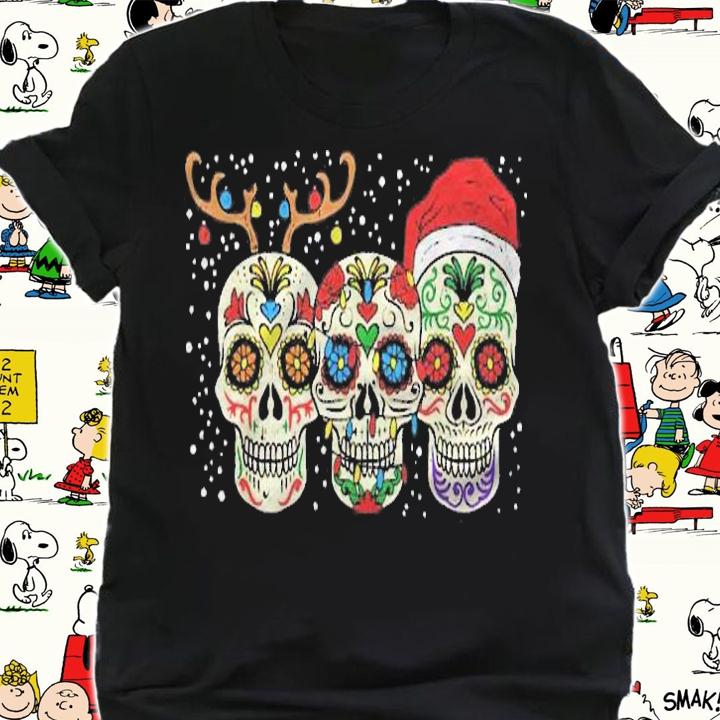 Sugar Skulls Reindeer Santa Fun Christmas Mexican Latin Gift Shirt t-shirt