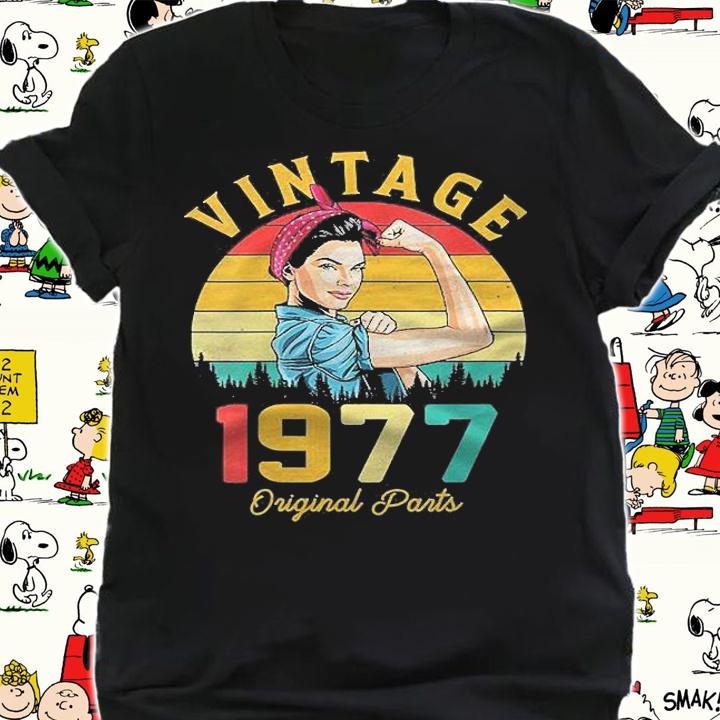 Womens Vintage 1977 Made In 1977 44Th Birthday Women 44 Years Old Shirt t-shirt shirt