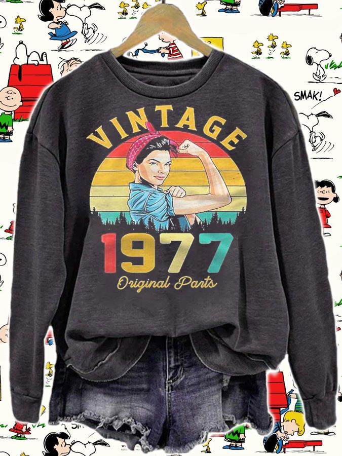Womens Vintage 1977 Made In 1977 44Th Birthday Women 44 Years Old Shirt t-shirt sweatshirt