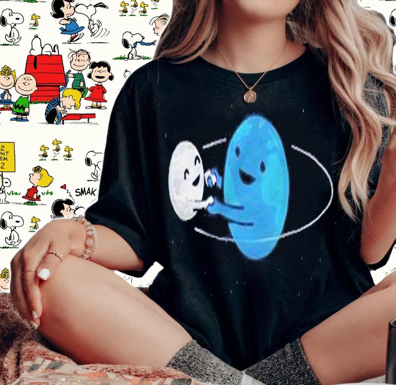 Strange planet funny T-shirt t-shirt woman shirt