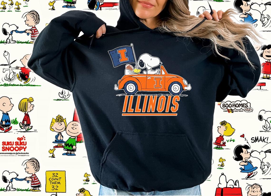 Illinois Snoopy And Woodstock Driving Car Illinois Fighting Illini Flag t-shirt