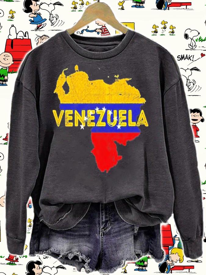 Womens Venezuelan Map And Flag Souvenir Distressed Venezuela T-Shirt sweatshirt