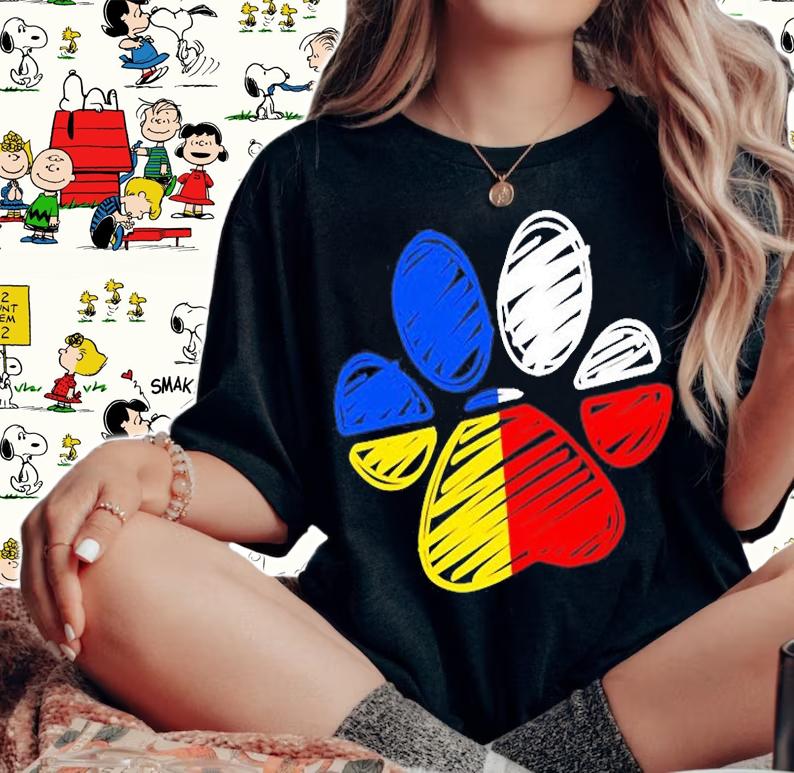 Ukraine Poland Flag Cat And Dog Paw Ukrainian Polish Support T-Shirt woman shirt