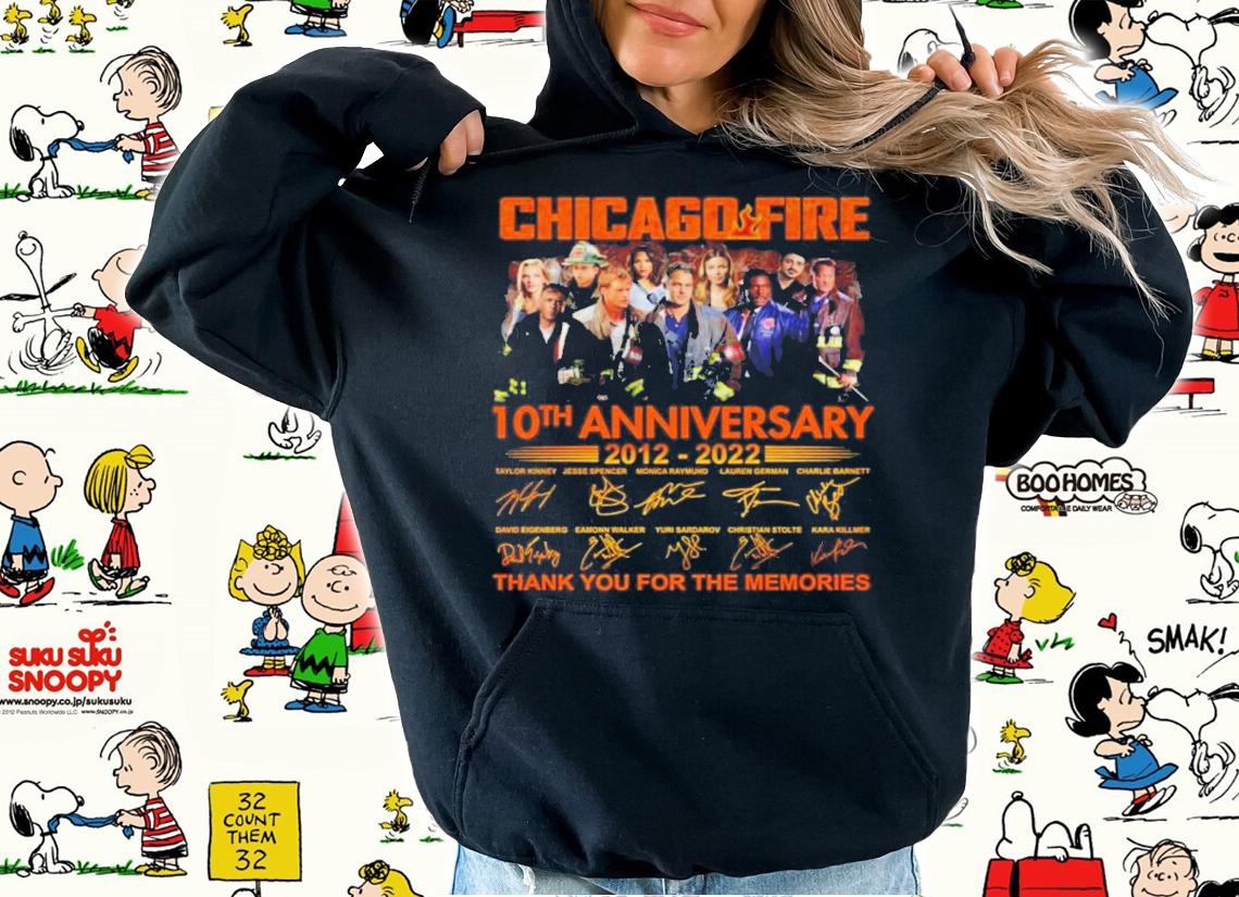 Nice chicago Fire 10th Anniversary 2012-2022 Signatures Thank You For The Memories Shirt hoodie