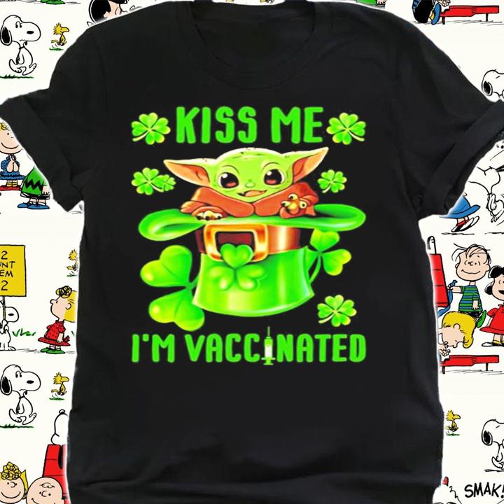 Baby Yoda Leprechaun kiss me I'm vaccinated St.Patrick's Day shirt shirt